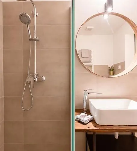 Brandnewchainbridgehome For 2-fastwifi/ac/smarttv * Budapeszt